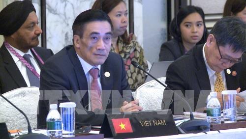 ASEAN đảm bảo ổn định và tự cường về tài chính