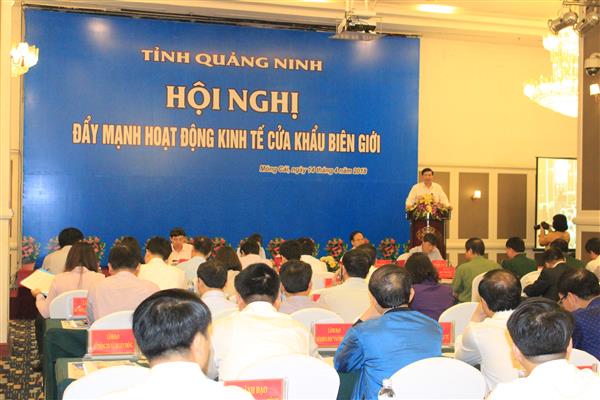 quang ninh day manh hoat dong kinh te cua khau bien gioi