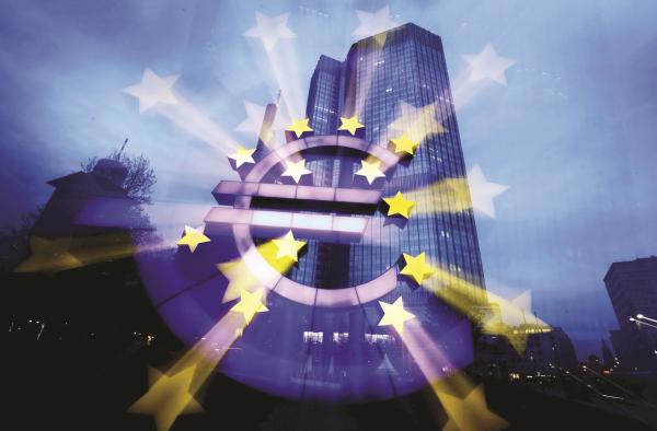 Kinh tế Eurozone tăng trưởng trở lại, lợi hại hơn Mỹ