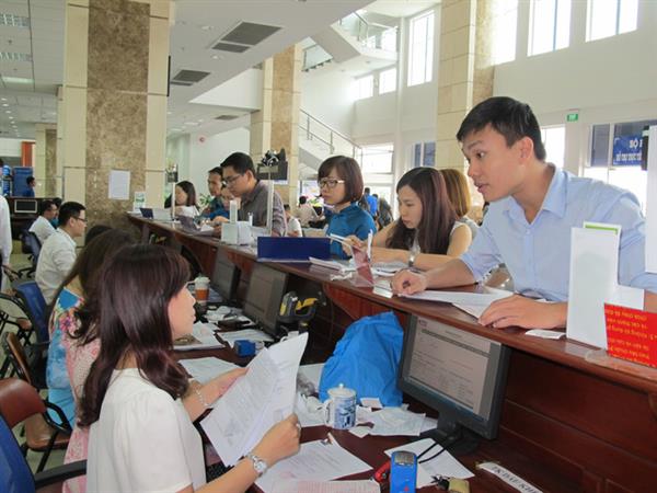 TP.HCM: Cán bộ đang bị kỷ luật không được xét đi nước ngoài