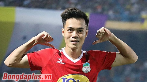 vuot qua hagl ha noi fc vao ban ket nho luat ban thang san khach