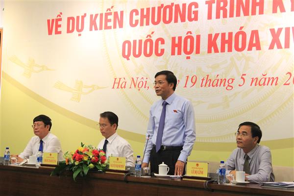 Xem xét, thông qua Luật về đặc khu kinh tế tại Kỳ họp thứ 5