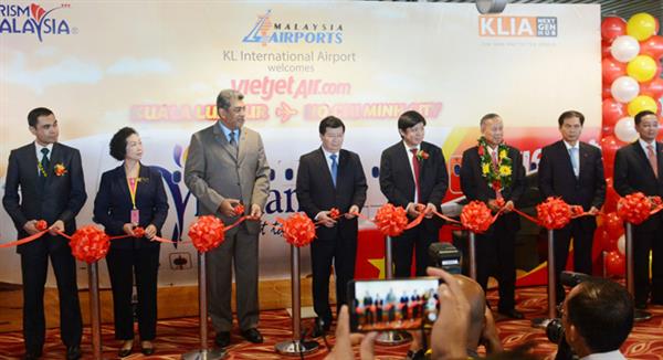 vietjet khai truong duong bay tphcm kuala lumpur