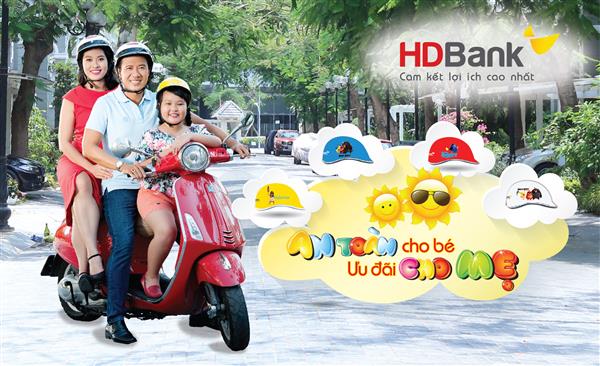 HDBank tặng mũ bảo hiểm xinh xắn cho bé yêu