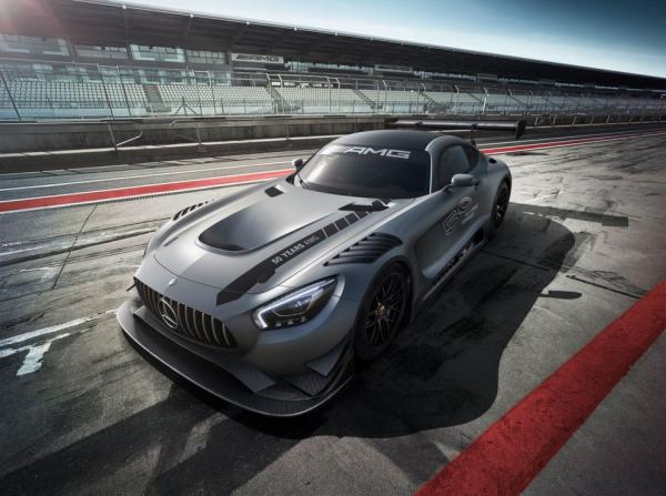 chiem nguong chi tiet mercedes amg gt3 edition 50 voi chi 5 xe tren toan cau