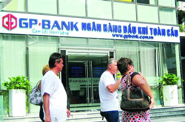 Bắt nhiều cựu lãnh đạo GPBank