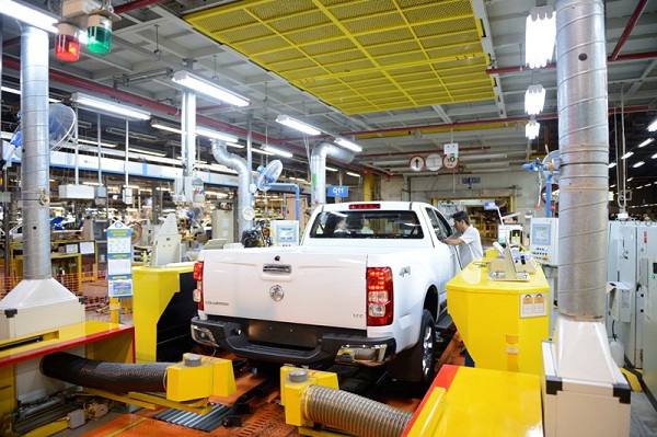 chevrolet colorado high country duoc san xuat nhu the nao