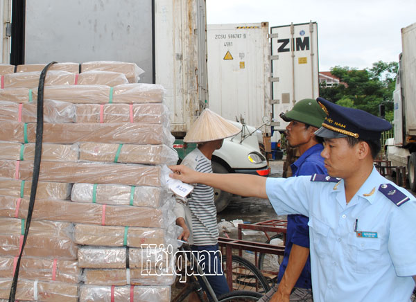 Cao Bằng: Doanh nghiệp chấp hành tốt quy định đưa hàng về bảo quản