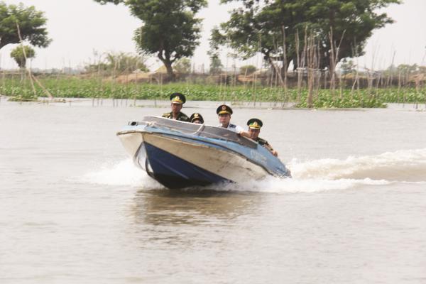 buon lau tai an giang tiep tuc bien tuong