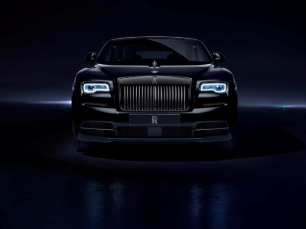 ngam nhin sieu pham rolls royce dawn black badge