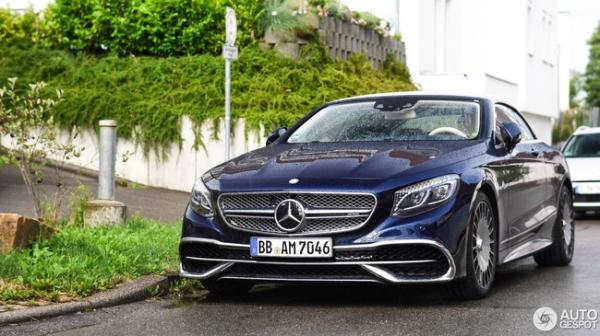 Chiêm ngưỡng vẻ đẹp của xe siêu sang Mercedes