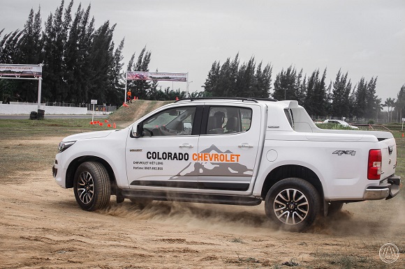 co hoi thu thach xe ban tai chevrolet colorado