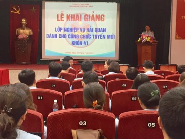 Áp dụng chương trình mới đối với đào tạo nghiệp vụ hải quan