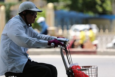 nguoi ha noi vat va tranh nang