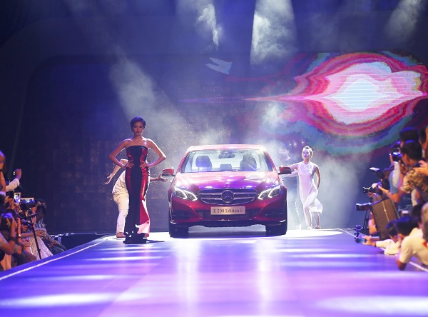 nhung hinh anh an tuong tai mercedes benz fashion week