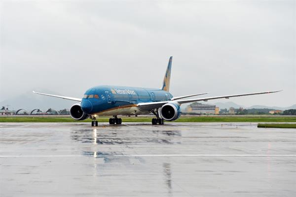 Vietnam Airlines hủy nhiều chuyến bay do thời tiết xấu