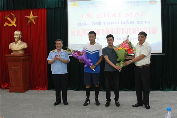 khai mac giai the thao ky niem 71 nam thanh lap hai quan viet nam