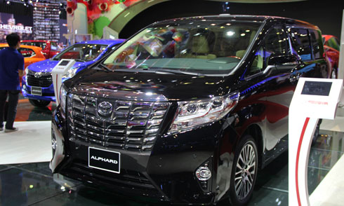 soi chuyen co mat dat cua toyota chiec alphard