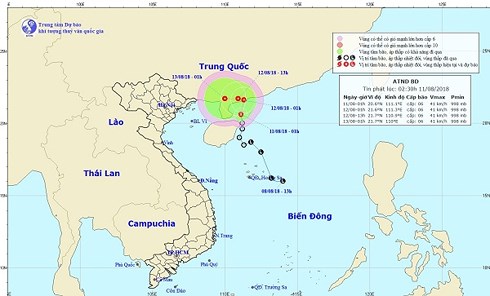 Áp thấp nhiệt đới trên Biển Đông di chuyển theo hướng Bắc