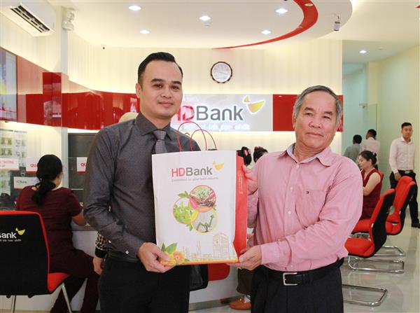 hdbank khai truong diem giao dich thu 4 tai binh dinh