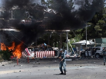 hoa binh lai ngu quen o afghanistan