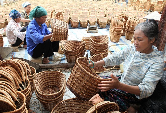 ADB hỗ trợ Việt Nam đưa dịch vụ tài chính đến với người nghèo