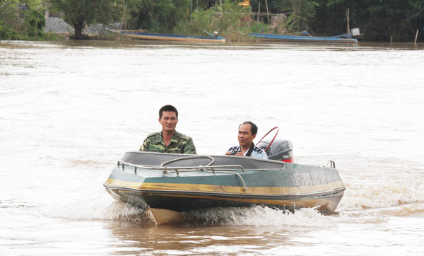 Đồng Tháp “chật vật” với đường lậu