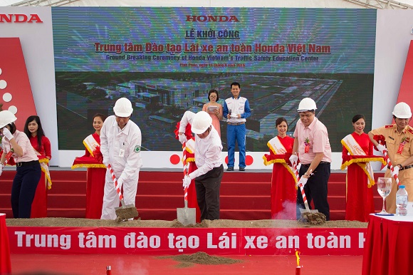 honda viet nam khoi cong trung tam lai xe an toan moi