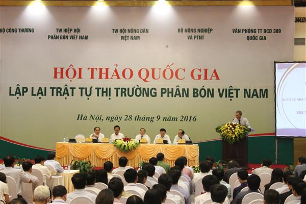 Chống phân bón giả, quản lý thị trường “ngồi” đâu?