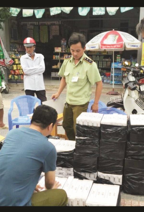 chong buon lau thuoc la noi dia khong kem gian nan