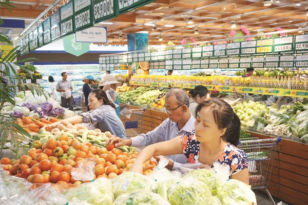 saigon coop giup hang viet lam chu thi truong