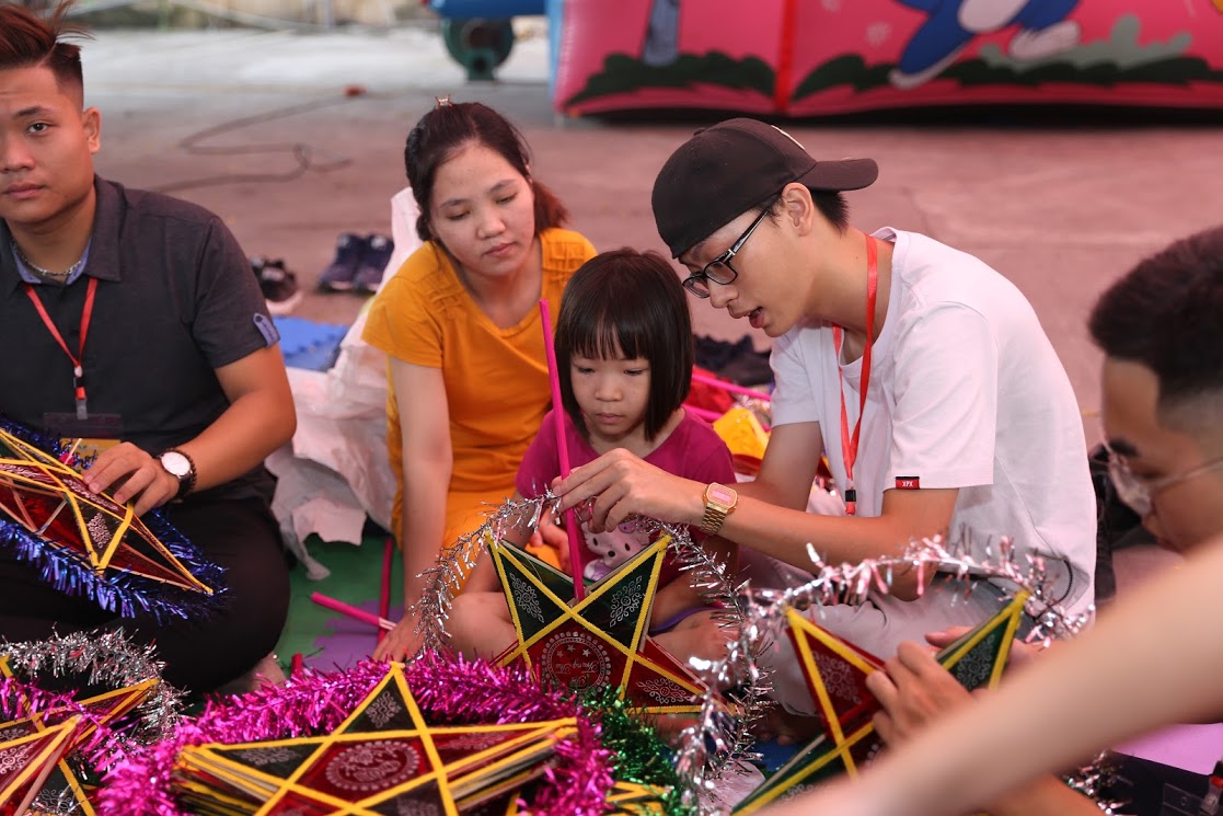 tet trung thu xuc dong tai vien huyet hoc va truyen mau trung uong