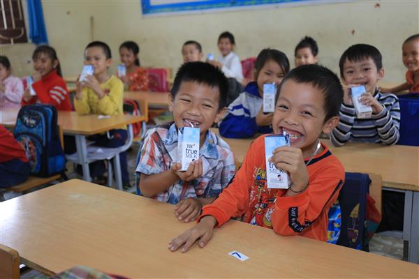 sua hoc duong th school milk gianh giai vang quoc te