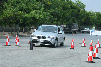 Trải nghiệm BMW 2011