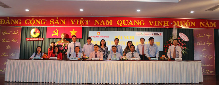 TP.HCM: Thu NSNN không dùng tiền mặt vào năm 2016