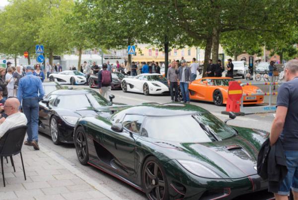 19 sieu xe koenigsegg lap ky luc chua tung co trong lich su