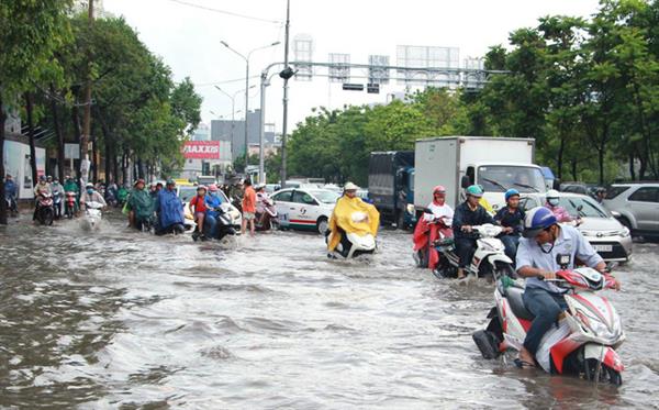 Tiếp tục phương án chống ngập nước đường Nguyễn Hữu Cảnh