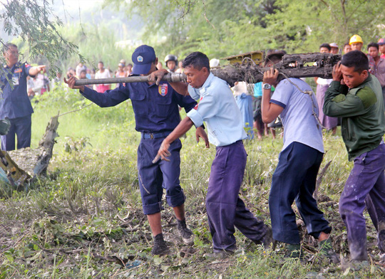 myanmar roi cung luc 2 chien dau co trung quoc san xuat 3 nguoi chet