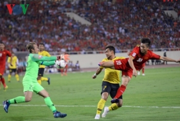 ĐT Việt Nam 2-0 Malaysia: “Độc chiêu” hạ đẹp người Mã của thầy Park