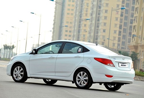 hyundai accent blue 2015 gia tu 551 trieu