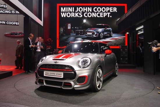 ra mat phien ban the thao mini john cooper works 2015