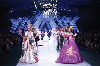 vietnam international fashion week se to chuc hai lan moi nam tu 2016