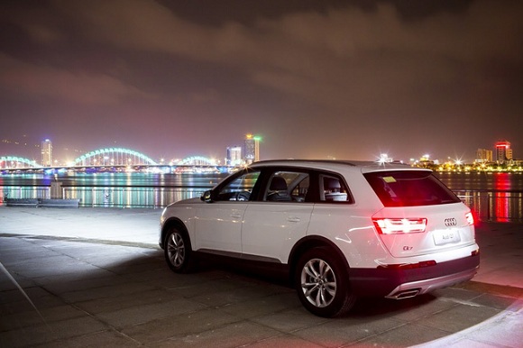 audi q7 20l gia tu 3 ty dong