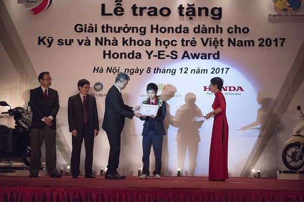 hvn trao tang giai thuong honda y e s lan thu 12