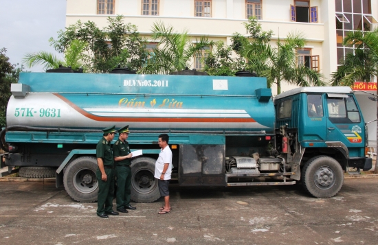 bien phong tam giu phuong tien van chuyen 14000 lit dung moi