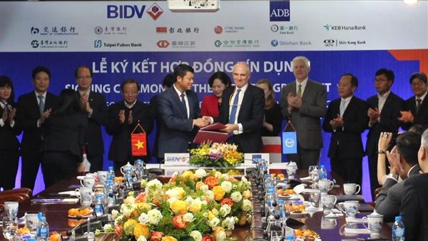 adb cung cap khoan vay 300 trieu usd cho bidv de ho tro dn vua va nho