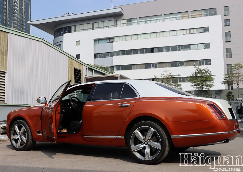 Siêu xe Bentley Mulsanne Speed ở Hà Nội