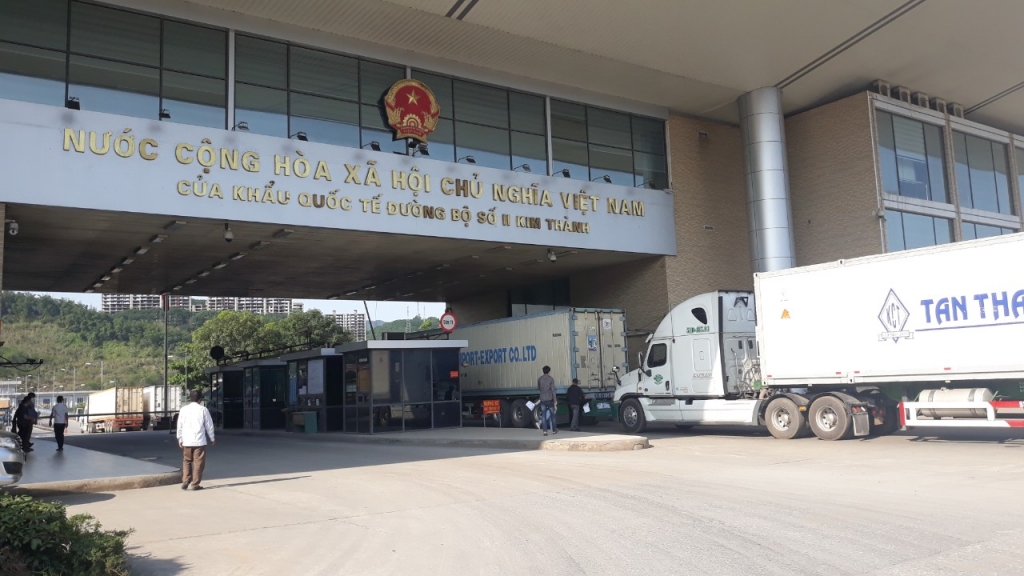 Xuất khẩu hơn 3.000 tấn trái cây qua cửa khẩu Kim Thành (Lào Cai) dịp Tết