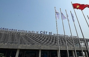Hải quan sân bay quốc tế Cát Bi làm thủ tục cho gần 25.000 khách xuất nhập cảnh