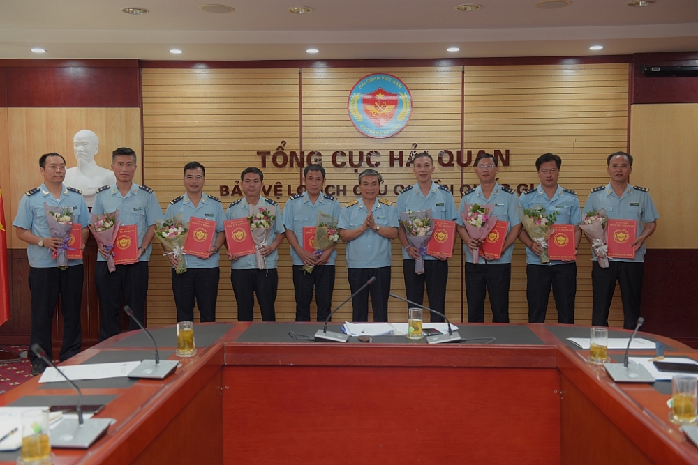 Tổng cục Hải quan luân chuyển 20 lãnh đạo cấp phòng tong cuc hai quan luan chuyen 20 lanh dao cap phong
